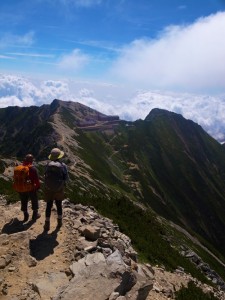 R0013608_唐松山頂から山荘